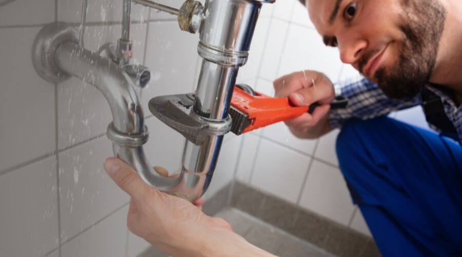 Professional same day plumber services in Saint Helen, MI